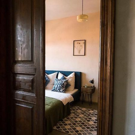 Апартаменты Lazensky Apartman Карловы Вары Экстерьер фото